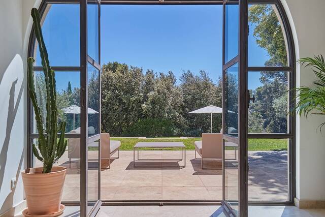 Location Maison 6 pièces 394.46 m² Saint-Marc-Jaumegarde 13100