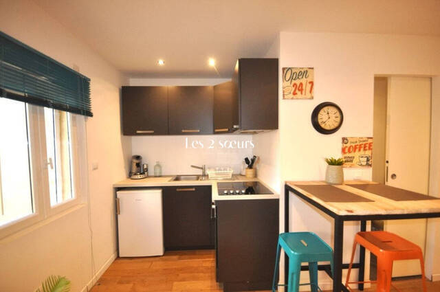 Vendu Appartement 1 pièce 28.3 m² Aix-en-Provence 13100