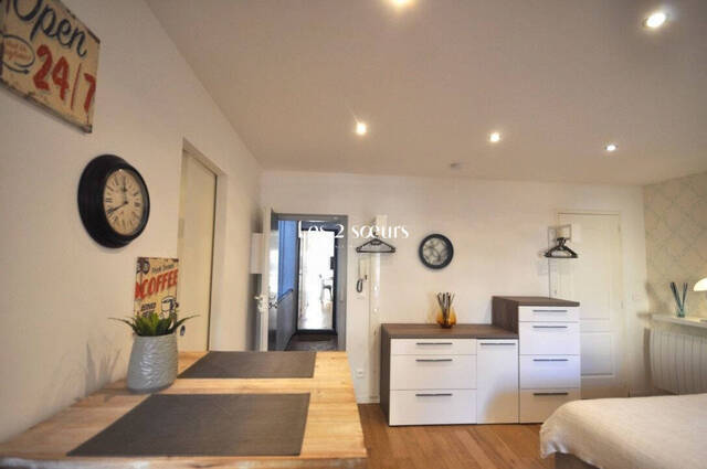 Vendu Appartement 1 pièce 28.3 m² Aix-en-Provence 13100