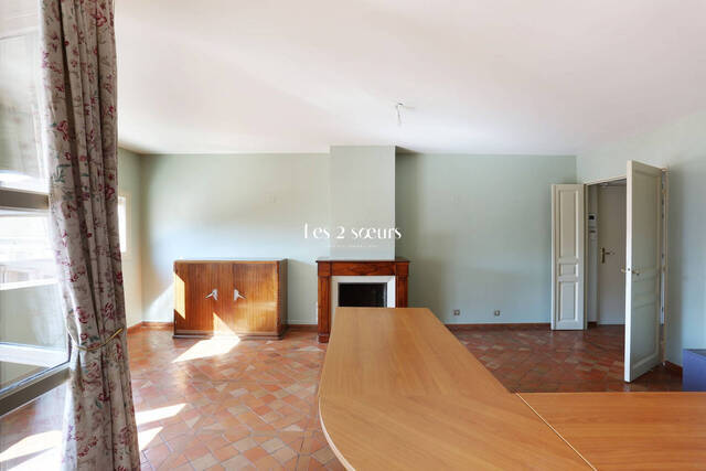 Vendu Appartement 3 pièces 74.68 m² Aix-en-Provence 13100