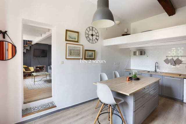 Vendu Appartement duplex 2 pièces 32.61 m² Aix-en-Provence 13100