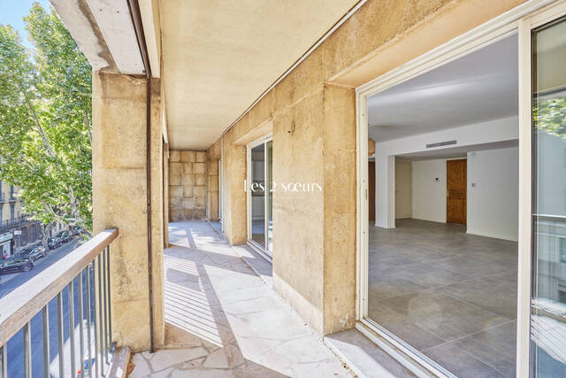 Vendu Appartement 4 pièces 111.54 m² Aix-en-Provence 13100