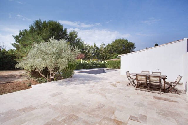 Vendu Maison 4 pièces 112 m² Aix-en-Provence 13100