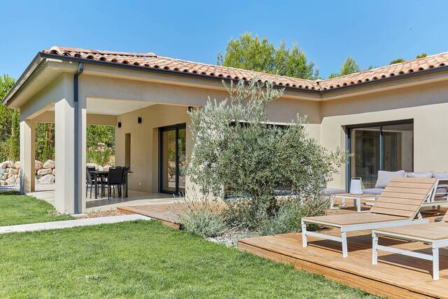 Rent House 4 rooms 198 m² Bouc-Bel-Air 13320