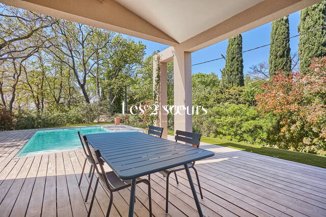 Sale House 5 rooms 125 m² Aix-en-Provence 13090