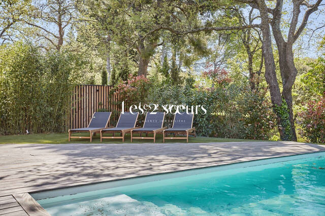 Sale House 5 rooms 125 m² Aix-en-Provence 13090