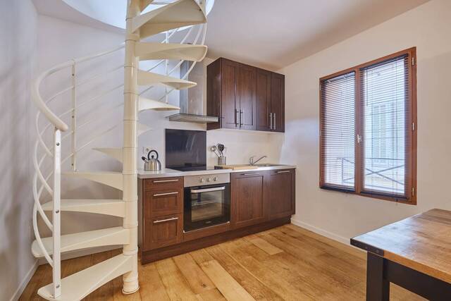 Location Appartement duplex 2 pièces 55 m² Aix-en-Provence 13100