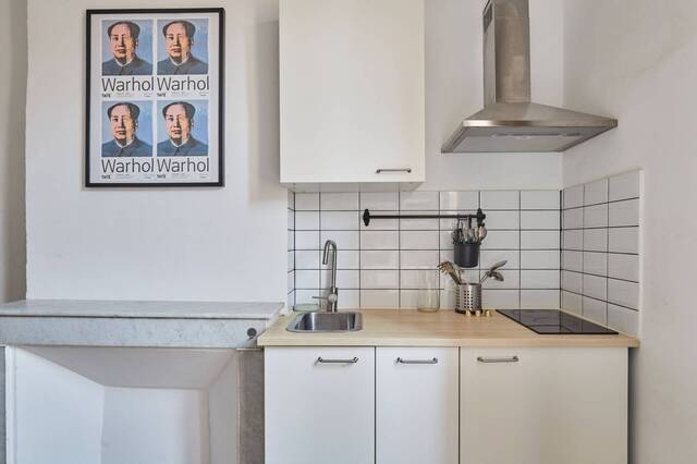 Rent Apartment studio 1 room 17 m² Aix-en-Provence 13100