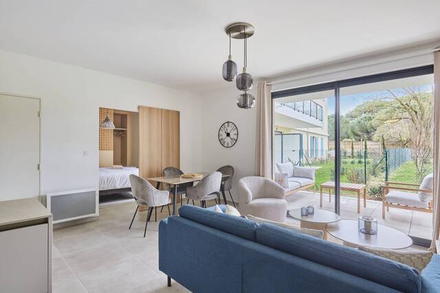 Rent Apartment t1 2 rooms 47.05 m² Aix-en-Provence 13100