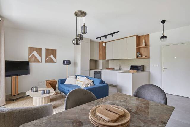 Rent Apartment t1 2 rooms 47.05 m² Aix-en-Provence 13100