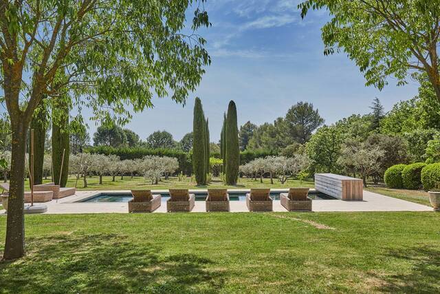 Location Maison bastide 7 pièces 292.66 m² Puyricard 13540