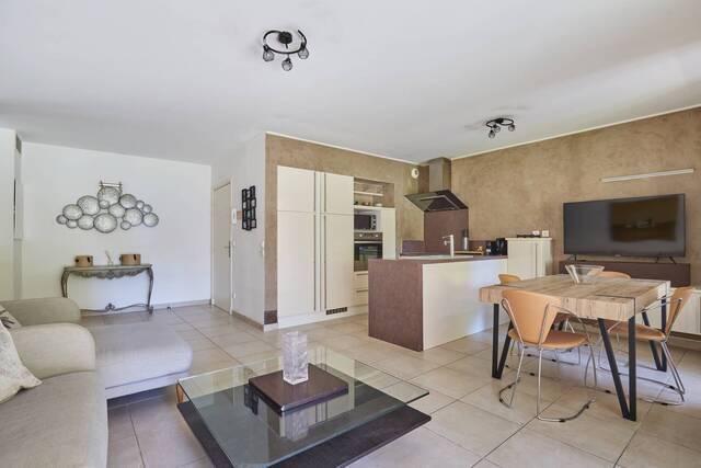 Location Appartement t3 67 m² Aix-en-Provence 13100