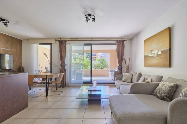 Location Appartement t3 67 m² Aix-en-Provence 13100