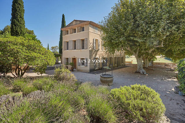 Vente Maison bastide 10 pièces 540 m² Aix-en-Provence 13100