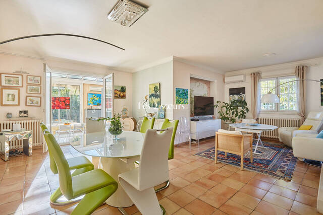 Vente Maison 5 pièces 219.54 m² Aix-en-Provence 13090