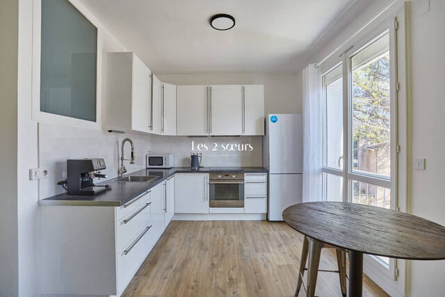 Location Appartement 3 pièces 68 m² Aix-en-Provence 13100