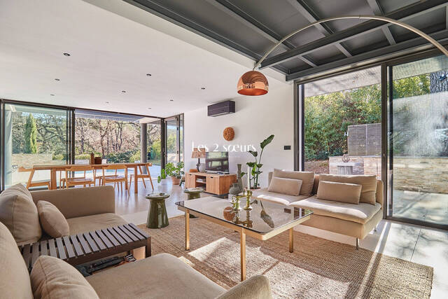 Location Maison 6 pièces 217.72 m² Aix-en-Provence 13090