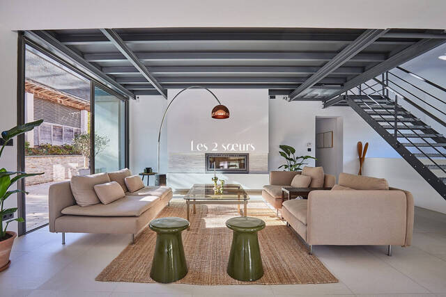 Location Maison 6 pièces 217.72 m² Aix-en-Provence 13090