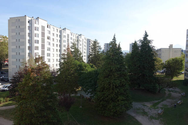 Buy Apartment appartement 4 rooms Le Pont-de-Claix 38800