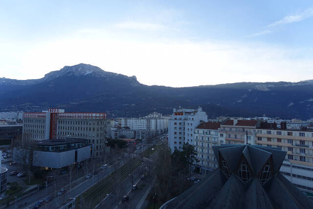 Buy Apartment appartement 3 rooms Grenoble 38000
