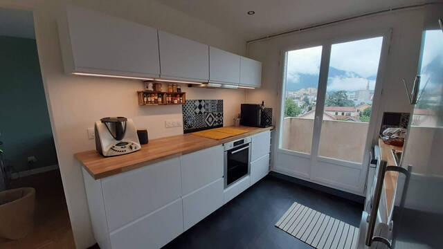 Rent Apartment appartement 3 rooms Grenoble 38100