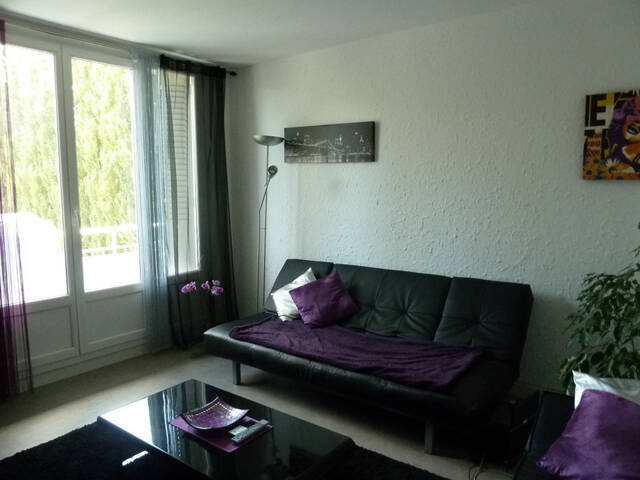 Location Appartement 2 pièces Saint-Martin-d'Hères 38400