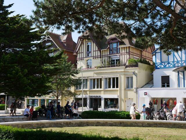 Sale Apartment 7 rooms 109 m² Le Touquet-Paris-Plage 62520 Triangle d'Or