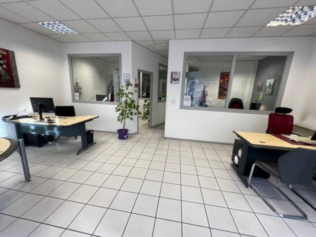 louer Local commercial Clermont-Ferrand 63000