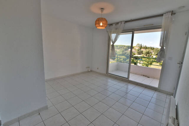 Location Appartement 1 pièce Saint-Raphaël 83700