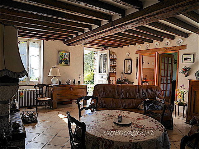 Bien vendu Maison ferme 5 pièces 92 m² Toucy 89130