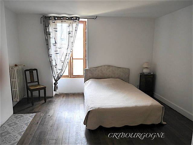 Bien vendu Maison maison ancienne 6 pièces 200 m² Toucy 89130