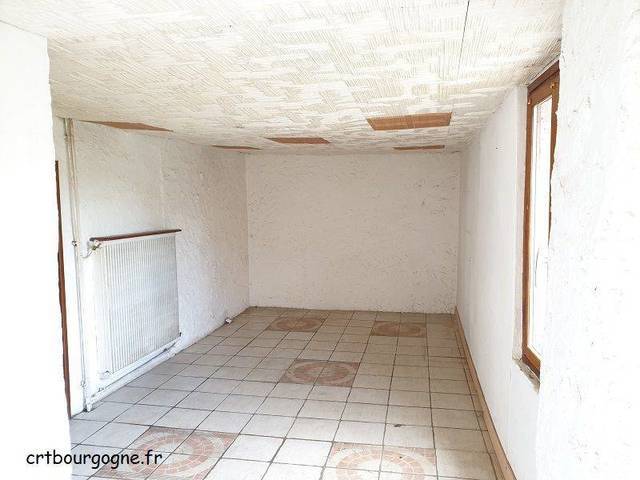 Bien vendu Maison maison 5 pièces 125 m² Villeneuve-les-Genêts 89350