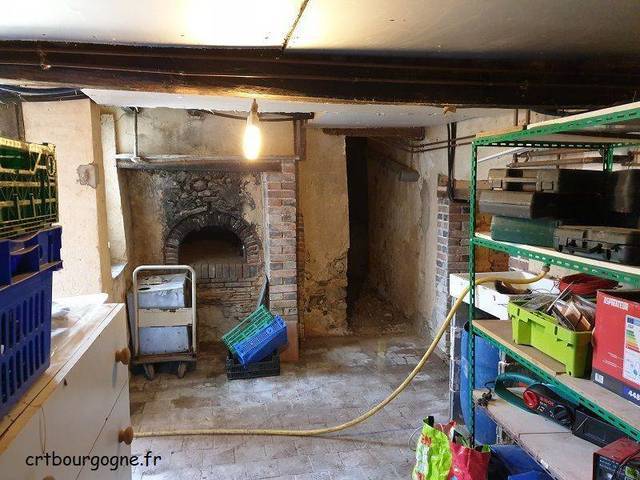 Bien vendu Maison maison 5 pièces 125 m² Villeneuve-les-Genêts 89350