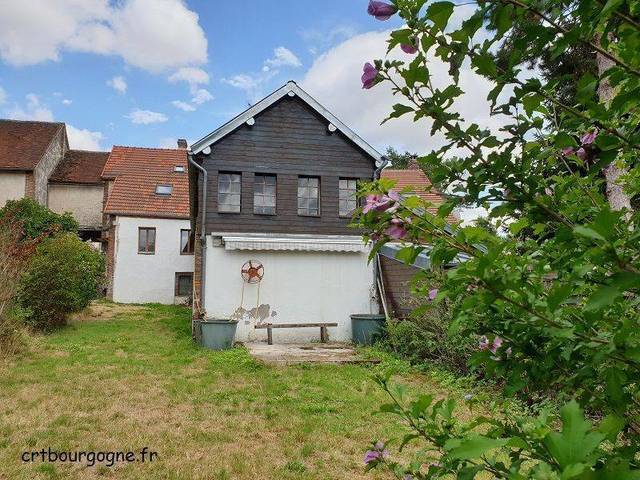 Bien vendu Maison maison 5 pièces 125 m² Villeneuve-les-Genêts 89350