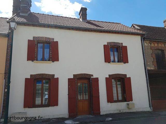 Bien vendu Maison maison 5 pièces 125 m² Villeneuve-les-Genêts 89350