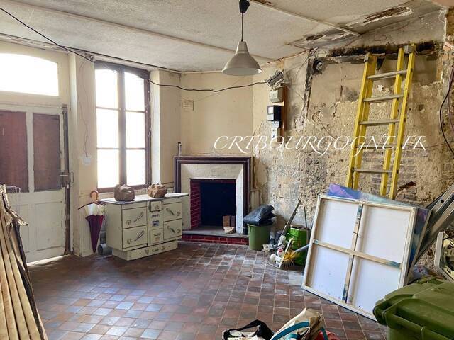 Vente Maison maison ancienne 9 pièces 147 m² Toucy 89130