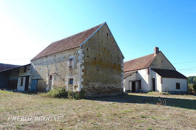 Bien vendu Maison corps de ferme 5 pièces 100 m² Toucy 89130