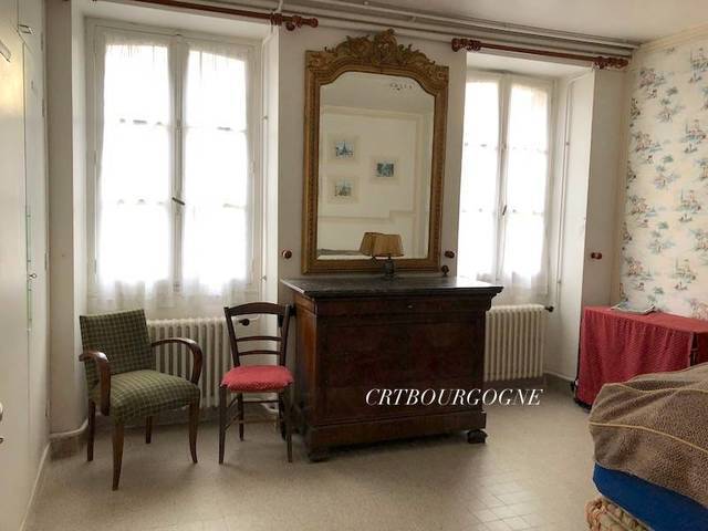 Bien vendu Maison maison ancienne 5 pièces 130 m² Toucy 89130