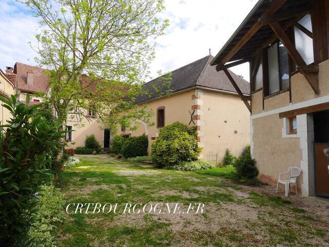 Bien vendu Maison maison ancienne 5 pièces 145 m² Leugny 89130