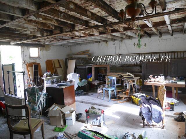 Bien vendu Maison maison ancienne 5 pièces 145 m² Leugny 89130