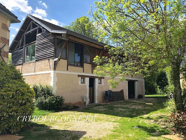 Bien vendu Maison maison ancienne 5 pièces 145 m² Leugny 89130