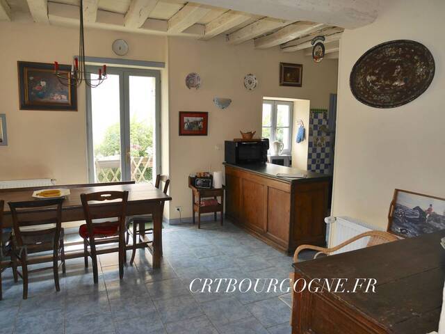 Bien vendu Maison maison ancienne 5 pièces 145 m² Leugny 89130