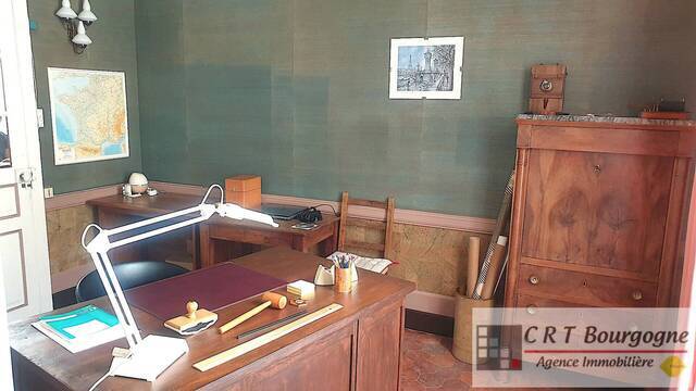 Vente Maison maison ancienne 8 pièces 208.88 m² Toucy 89130