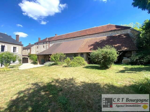 Vente Maison maison ancienne 8 pièces 208.88 m² Toucy 89130
