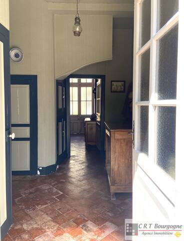 Vente Maison maison ancienne 8 pièces 208.88 m² Toucy 89130