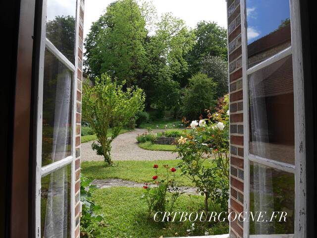 Vente Maison maison ancienne 8 pièces 208.88 m² Toucy 89130