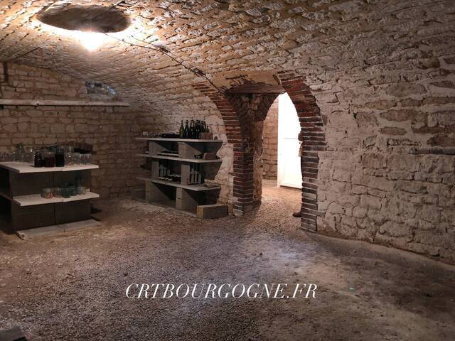 Vente Maison maison ancienne 8 pièces 208.88 m² Toucy 89130