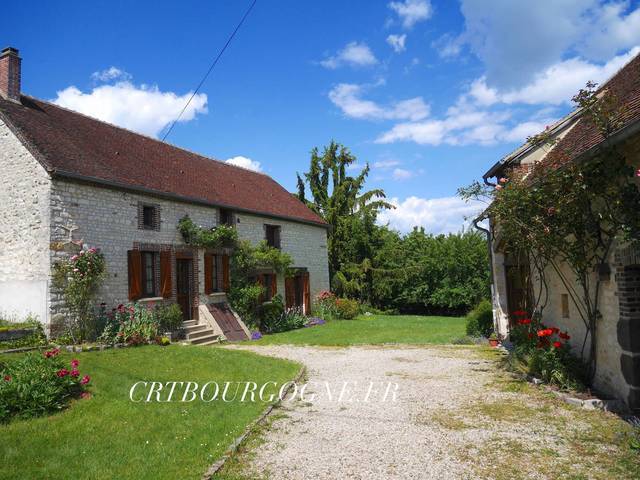 Bien vendu Maison maison ancienne 5 pièces 165 m² Toucy 89130