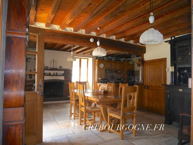 Bien vendu Maison maison ancienne 5 pièces 165 m² Toucy 89130