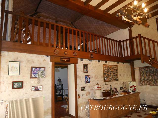 Bien vendu Maison maison ancienne 5 pièces 165 m² Toucy 89130